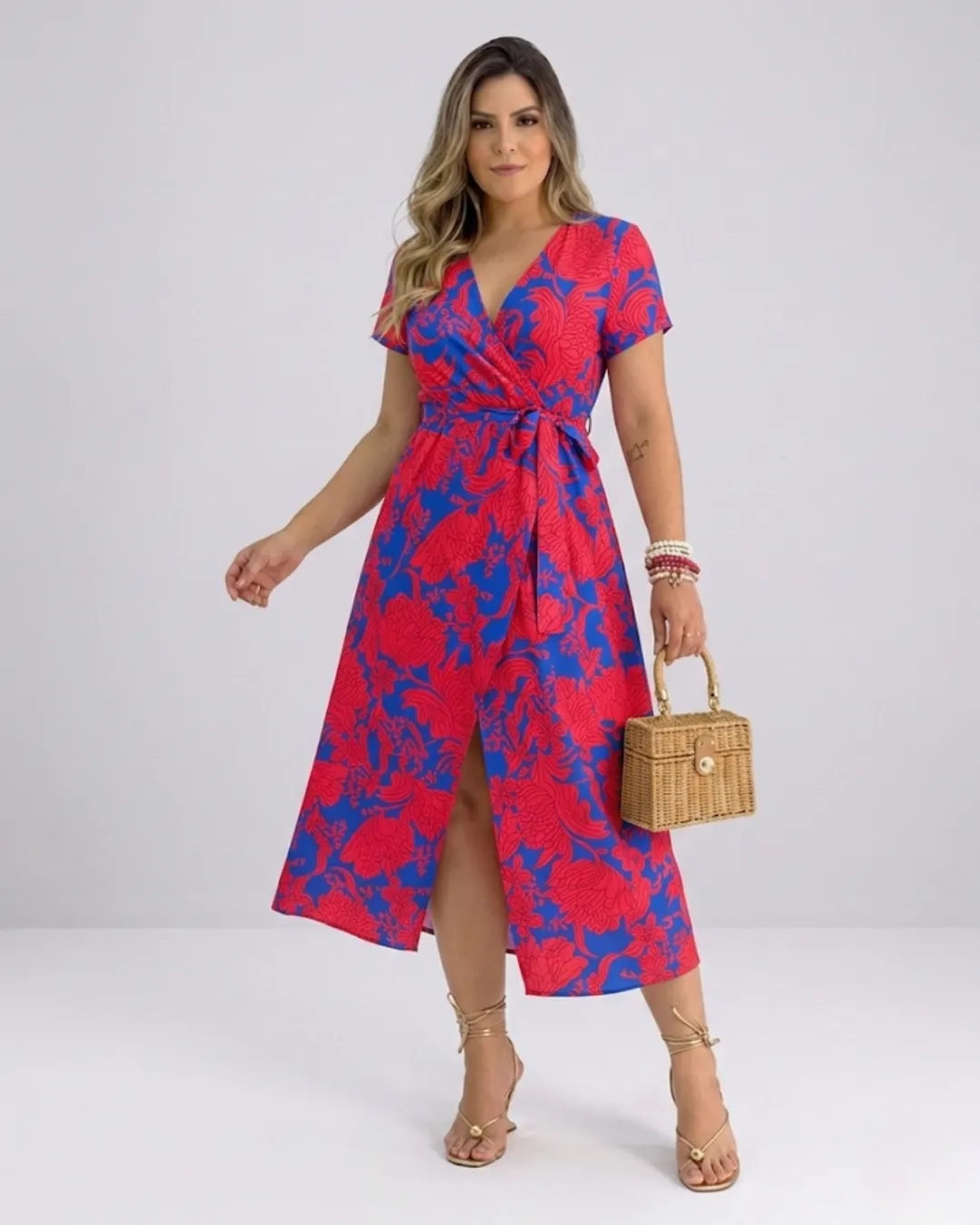 Women's Wrap Dress with Floral Print – V-Neck Midi Dress with Slit & Tie Belt