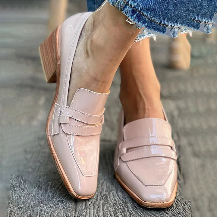 MOCASSINS WITH WIDE HEEL SHINY