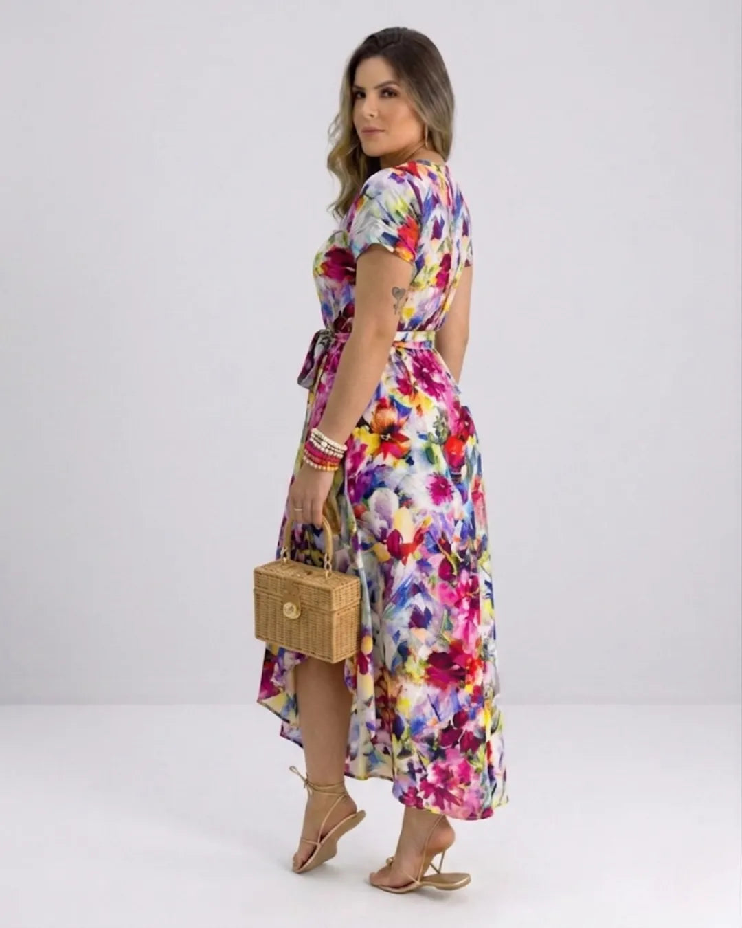 Women's Wrap Dress with Floral Print – V-Neck Midi Dress with Slit & Tie Belt