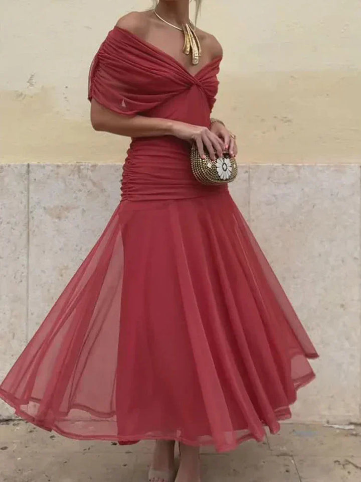 Elegant Dress With V-Neckline