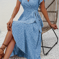 Chic Dress Silhouette Vneck