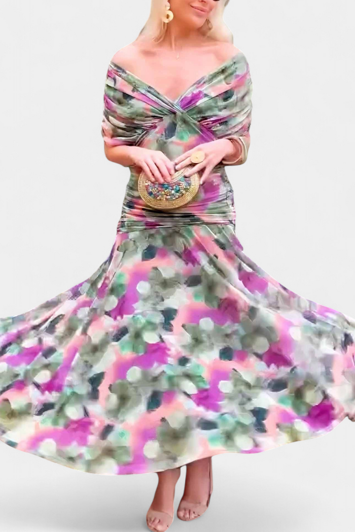 Elegant Dress With V-Neckline