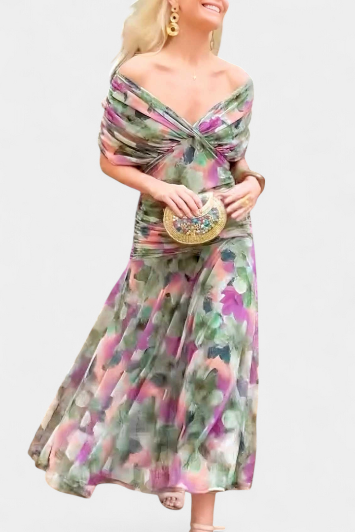 Elegant Dress With V-Neckline